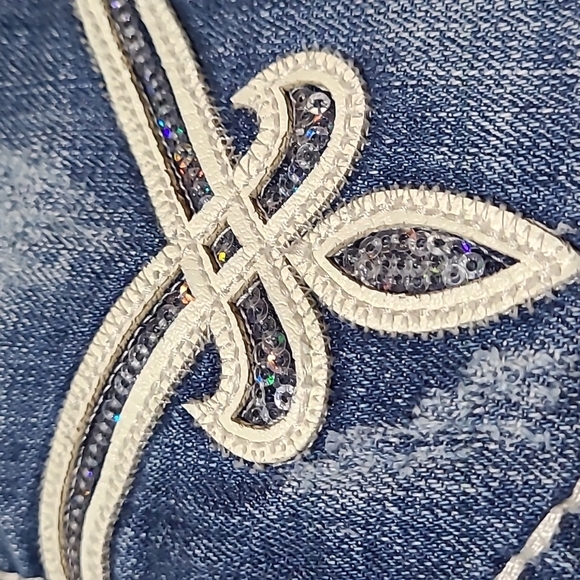 ROCK REVIVAL BECKY EASY-FIT CAPRI DENIM JEAN - Picture 3 of 16